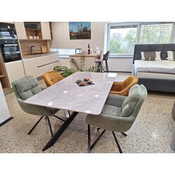  AKCIJSKI SET PERIL miza MARIGOLD 2 (18090) + 2 stola SHERLOCK curry + 2 stola ROLAN olivna Cene