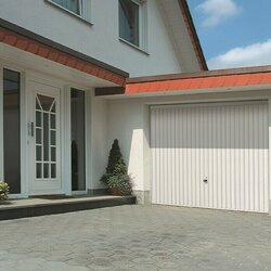 HÖRMANN dvižna vrata berry pearl bela 2500 mm x 2125 mm Cene