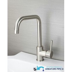  Pipa EYN 6064 | Elegantna visoka armatura, za kuhinjo ali kopalnico, pri kateri se klasika sreča s posebnostjo Cene