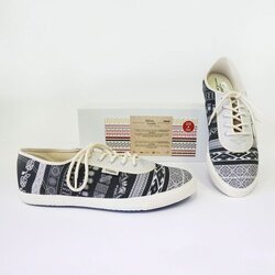 ETHNO Croatia Tenisica siva br. 36 Cene