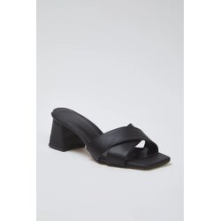Trendyol Shoes ženske papuče Takss25To00101, crne Cene