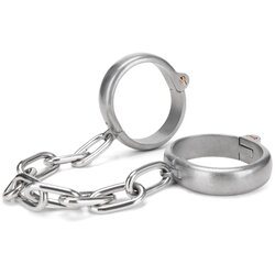 Prowler Red Heavy Duty Hand Cuffs Silver Cene