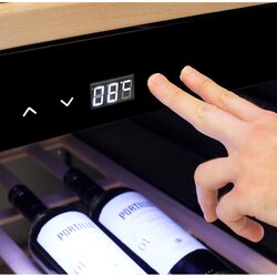 Caso rashladna vitrina za vina WineExclusive 126 S Cene