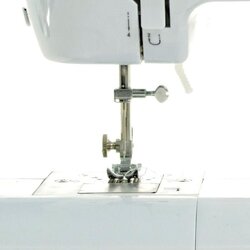 ŁUCZNIK Everyday Automatic sewing machine Electromechanical Cene