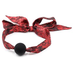 LATETOBED Silicone Ball Gag Red/Black Cene