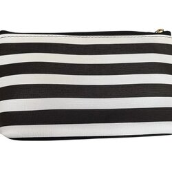 BE CUTE neseser sa prugama crno beli 21*13*7cm Cene