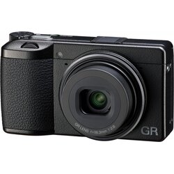 Ricoh GR III HDF Cene
