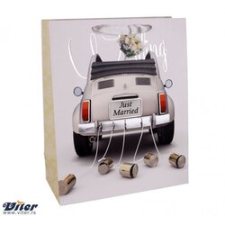 XL Kesa just married xl ( 339126 ) Cene