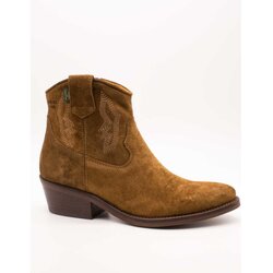 Dakota Boots Gležnjarji DKT68 Oil Capuccino Kostanjeva Cene
