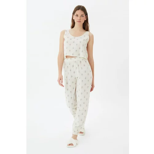 Trendyol White Floral Pattern Woven Pajamas Set