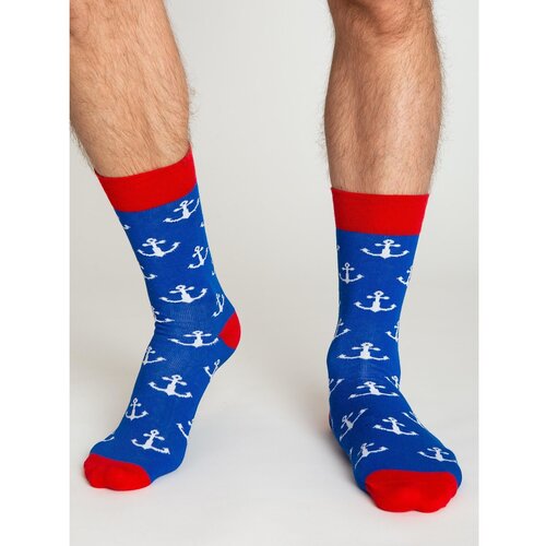 Fashion Hunters Cotton men´s socks with a dark blue pattern Slike