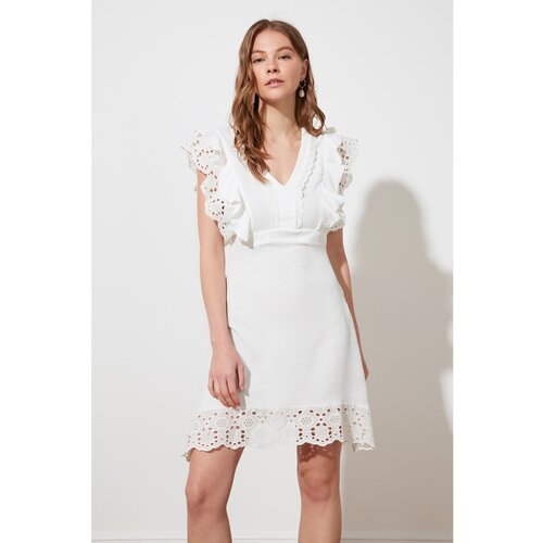 Trendyol Ekru Brodeli Dress Slike