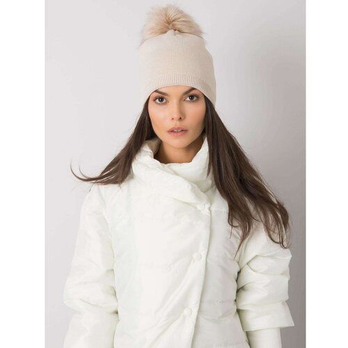 Fashion Hunters Beige winter hat with a pompom Slike