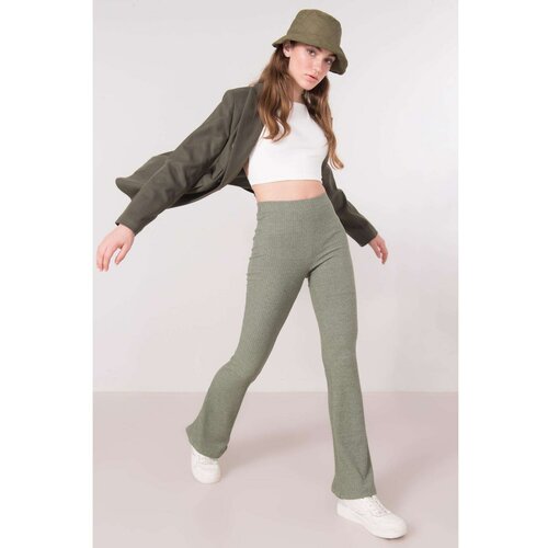 Fashion Hunters BSL Green knitted flared trousers Slike