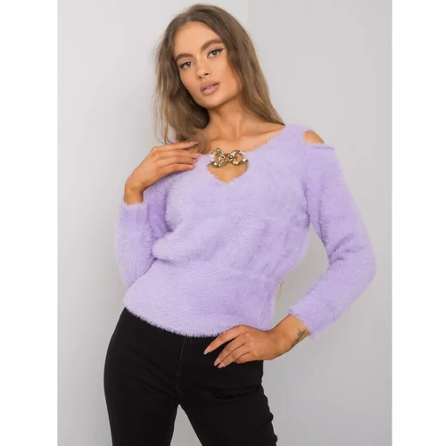 Fashion Hunters RUE PARIS Purple sweater with a triangular neckline