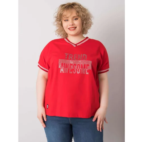 Fashion Hunters Women's red blouse of a larger size with an applique