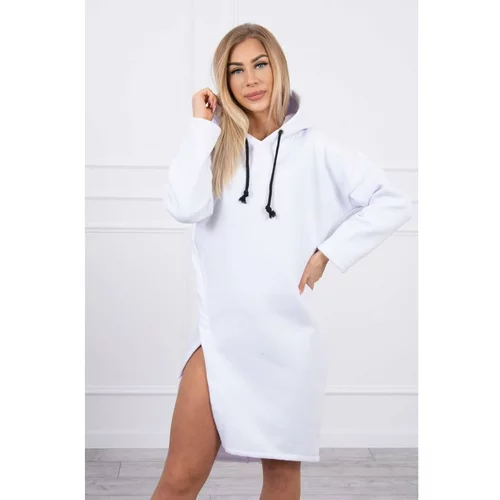 Kesi Dress with a hood and a slit on the side white