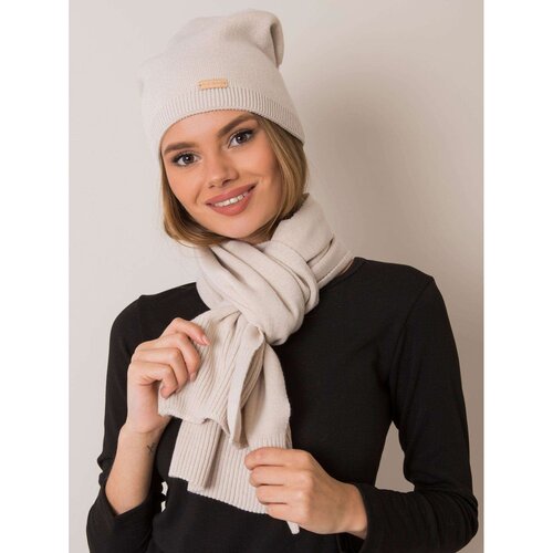 Fashion Hunters RUE PARIS Beige set: hat and scarf Slike