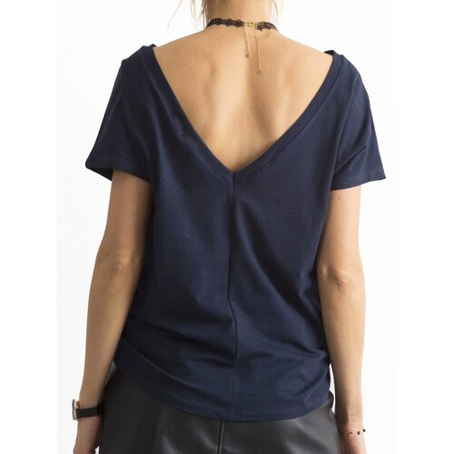 Fashion Hunters T-shirt with a neckline at the back in a navy blue color Slike