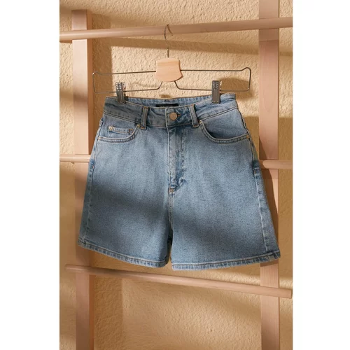 Trendyol Ženske kratke hlače Mom Denim Shorts