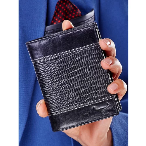 Fashion Hunters Black leather wallet with an embossed pattern