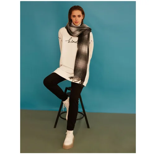 Koton Women's Turtleneck Printed Sweatshirt
