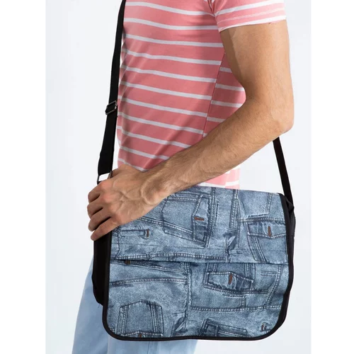 Fashionhunters Men's black shoulder bag with a flap