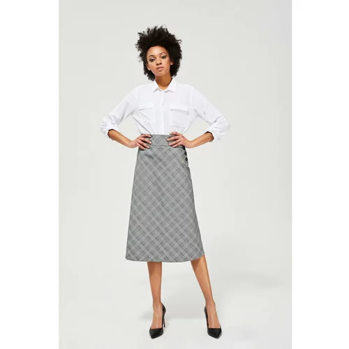 Moodo Midi skirt with decorative buttons