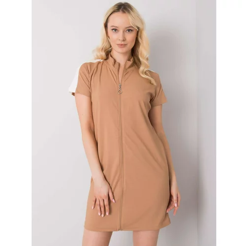 Fashion Hunters Camel dress RUE PARIS with short sleeves