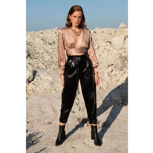 Fashion Hunters BSL Black pants made of ecological leather Slike