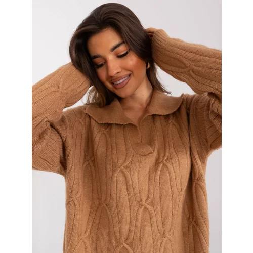 Fashion Hunters Camel sweater with cables and collar
