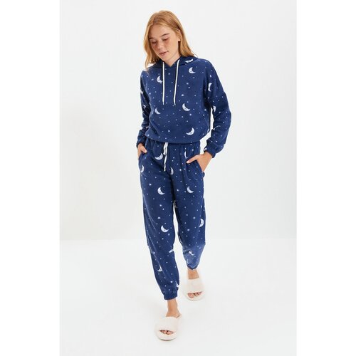 Trendyol Navy Blue Hooded Galaxy Patterned Fleece Knitted Pajamas Set Slike