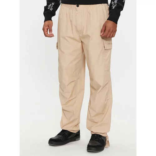 Calvin Klein Jeans Kargo hlače Essential Regular Cargo Pant J30J324692 Bež Regular Fit
