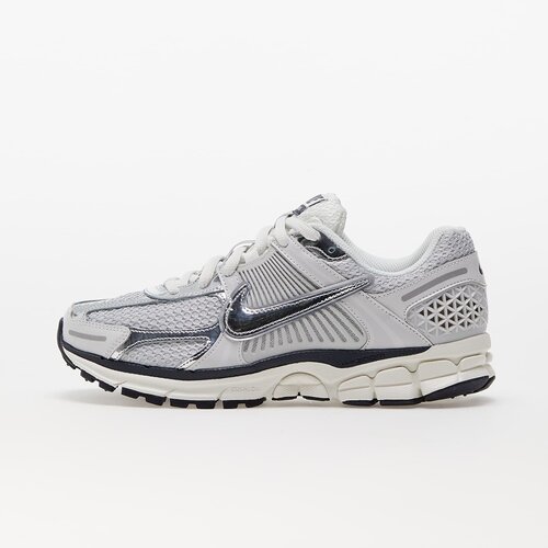 Nike Sneakers W Zoom Vomero 5 Photon Dust/ Chrome-Gridiron-Sail EUR 42.5 Cene