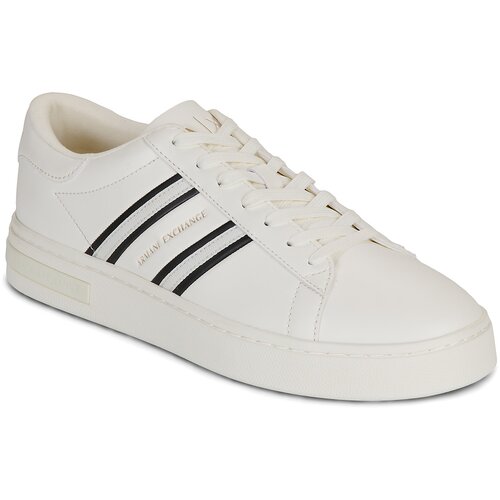Armani Exchange Nizke superge XM002198 Bela Slike