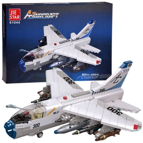  Konstrukcijske kocke juri&amp;scaron;ni zrakoplov A-7 Corsair II, 683 dijela Slike