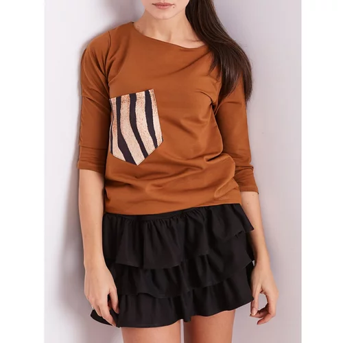 Fashion Hunters Women's brown blouse with a pocket
