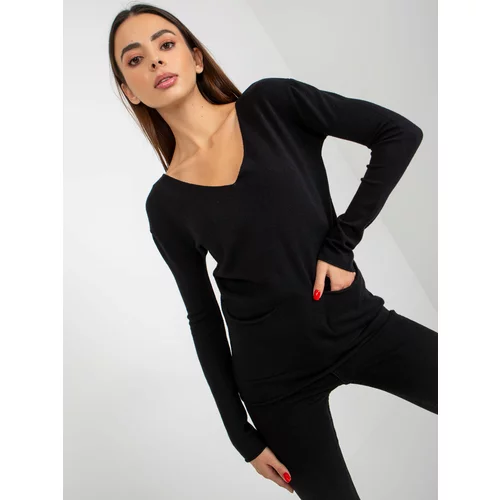 Fashion Hunters Black women's classic sweater with pockets