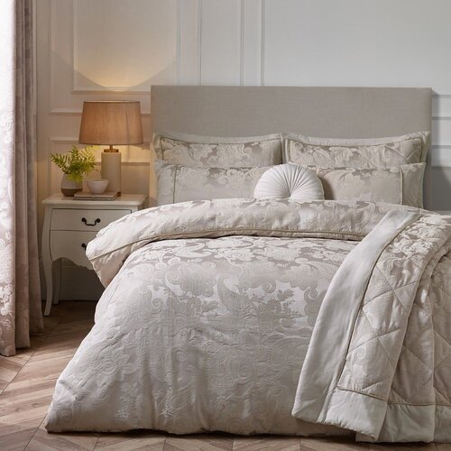 Catherine Lansfield Svjetlo smeđa posteljina za bračni krevet od jacquarda 200x200 cm Opulent Jacquard &amp;ndash; Slike