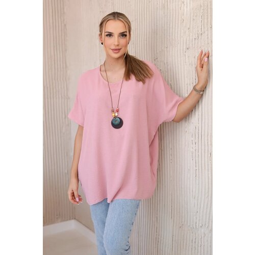 Kesi Oversized blouse with pendant in dark pink color Slike