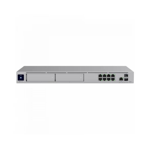 Ubiquiti rack-mount Cloud Gateway with 10 Gbps performance, multi-WAN load balancing, and two NVR drive bays designed for large-scale, multi-application UniFi sites Cene