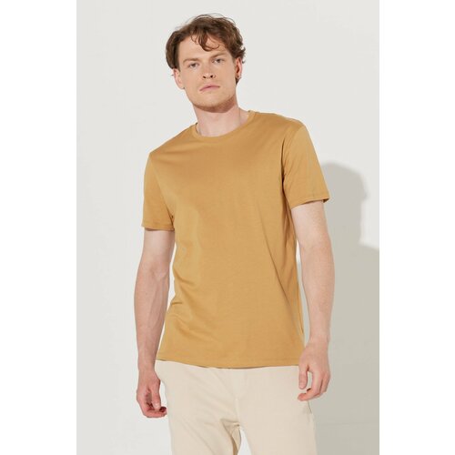 AC&Co / Altınyıldız Classics Men's Mustard Slim Fit Slim Fit 100% Cotton Crew Neck Short Sleeved T-Shirt. Slike