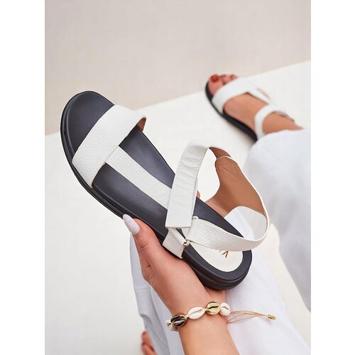 Resti Royal Fashion Women's flat sandals Lillia Cene