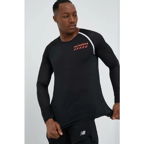 New Balance Majica z dolgimi rokavi za tek Accelerate Pacer črna barva
