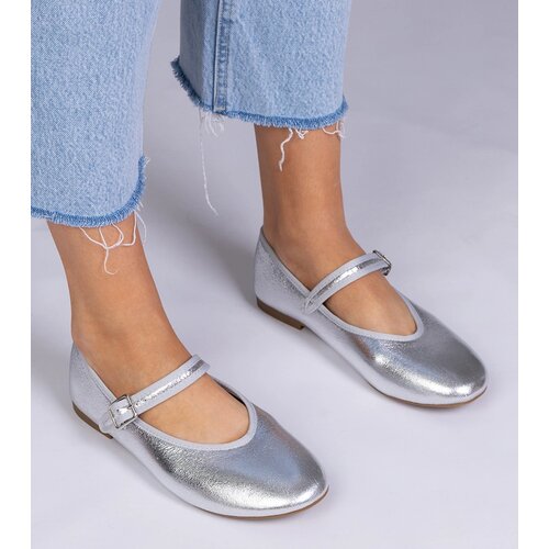 Gemre Silver women&amp;#039;s ballet flats with a buckle Mollis Slike
