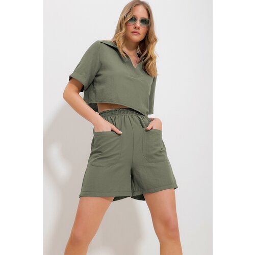Trend Alaçatı Stili Women's Khaki Polo Neck Crop Blouse And Shorts Woven Bottom Top Set Cene