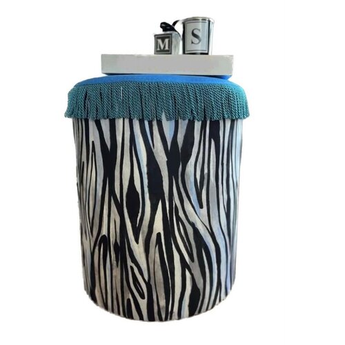 Woody Fashion jungle scar pouffe - black, white blackwhite pouffe Slike