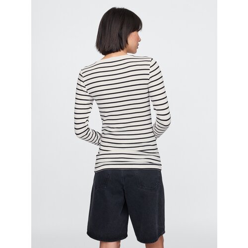 GAP Long Sleeve T-Shirt - Women's Cijene
