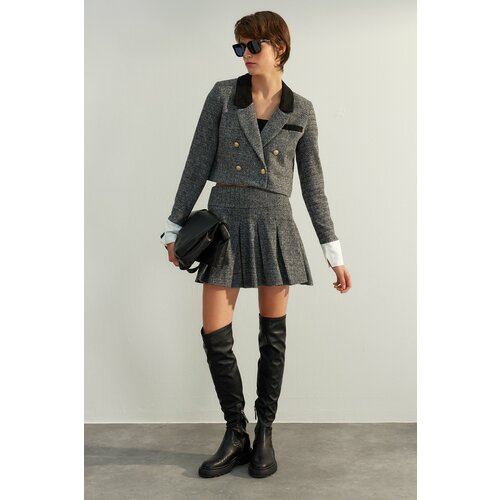 Trendyol Gray Premium High Quality Mini Woven Skirt Slike