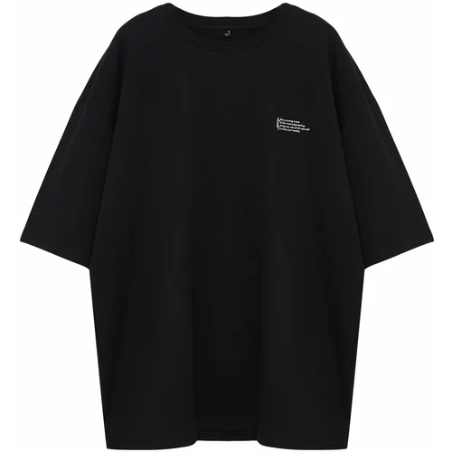 Trendyol Men's Plus Size Black Oversize/Wide Fit 100% Cotton Comfortable Minimal Printed T-Shirt